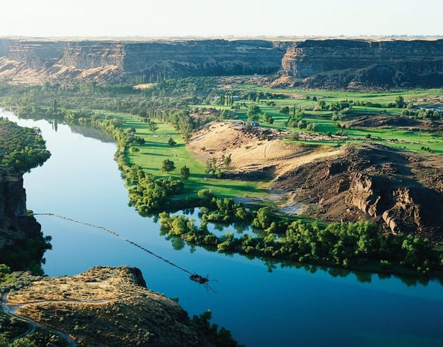 Portion-one-waterways-Snake-River-Idaho-travelers.jpg