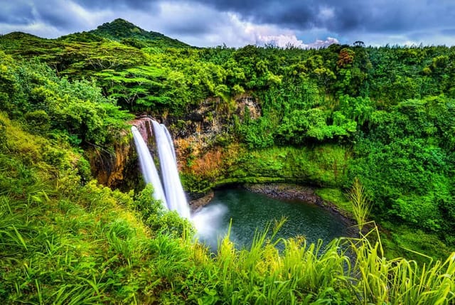 Wailua-Falls-Hawaii.jpg